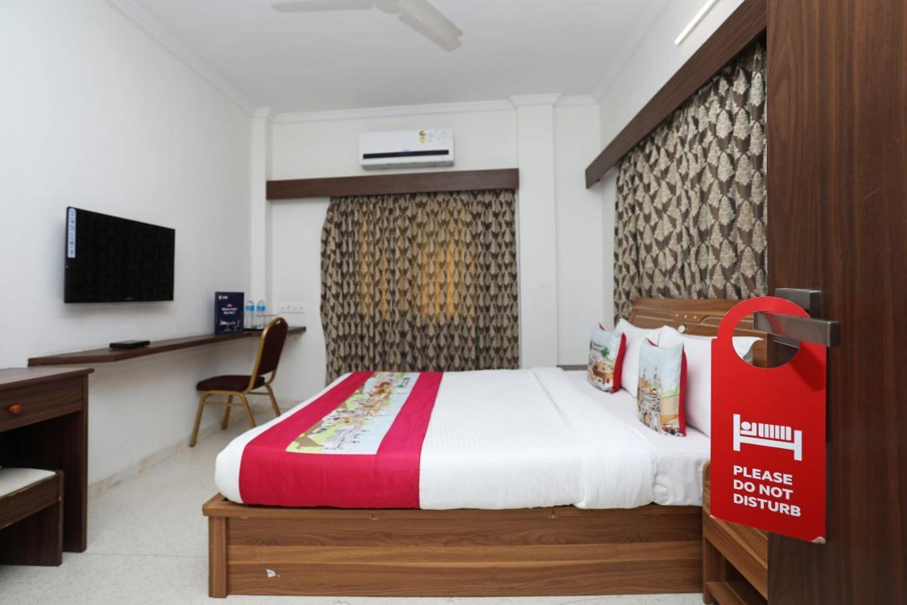 โอโย 10671 โฮเต็ล ไสเปรม Hotel นาสิก ภายนอก รูปภาพ