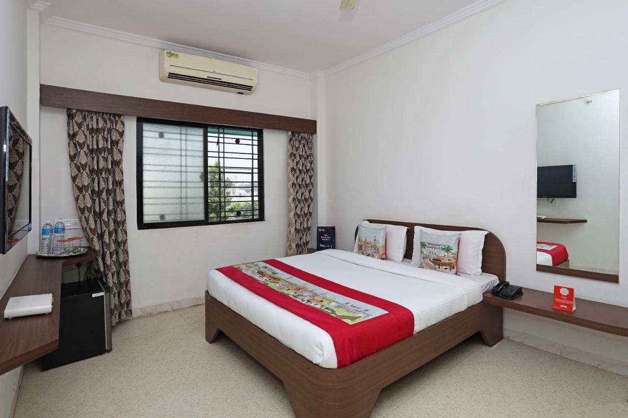โอโย 10671 โฮเต็ล ไสเปรม Hotel นาสิก ภายนอก รูปภาพ