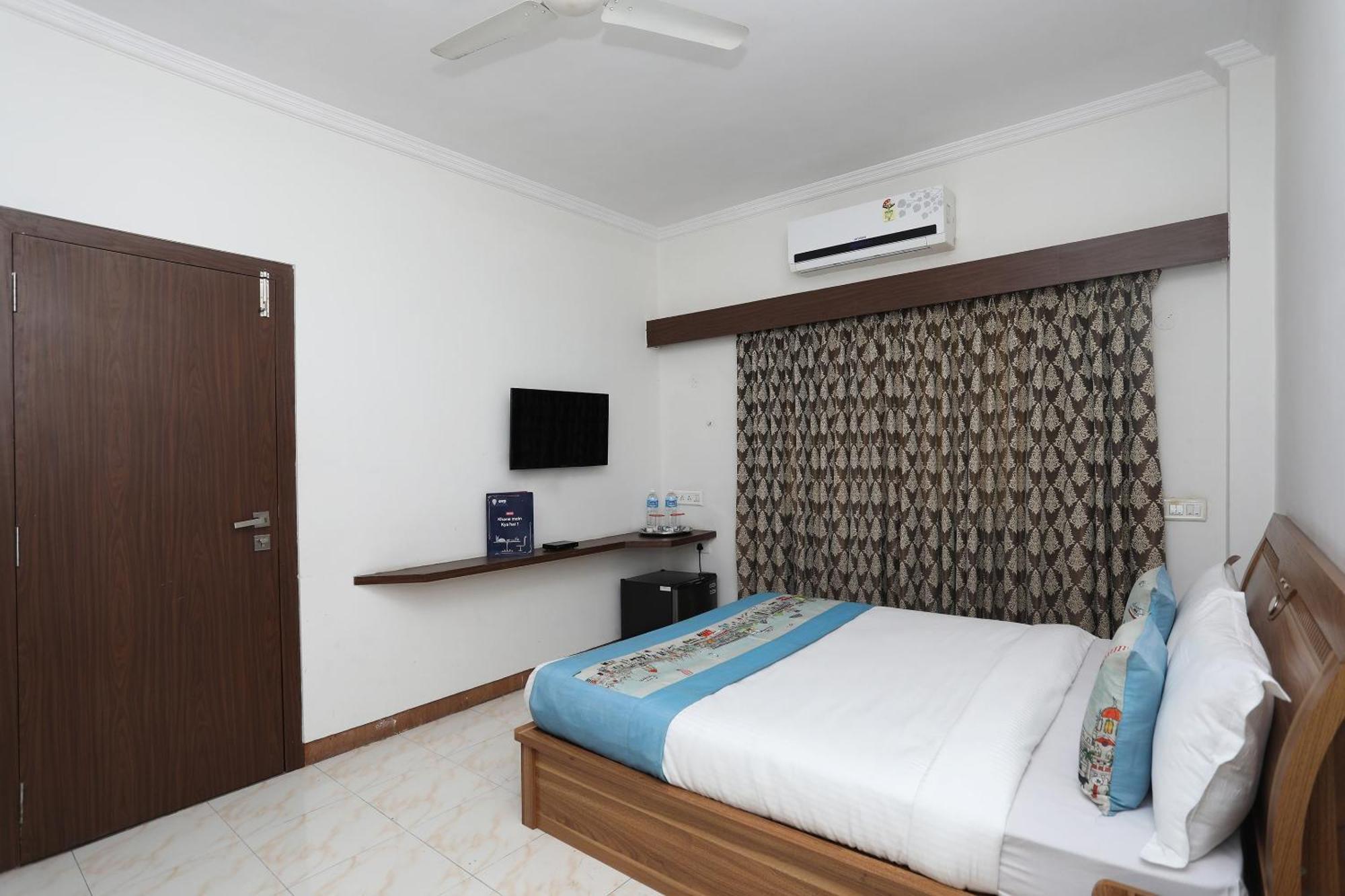 โอโย 10671 โฮเต็ล ไสเปรม Hotel นาสิก ภายนอก รูปภาพ